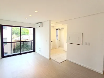 Apartamento com 1 Quarto para alugar, 49m² no Santana, Porto Alegre
