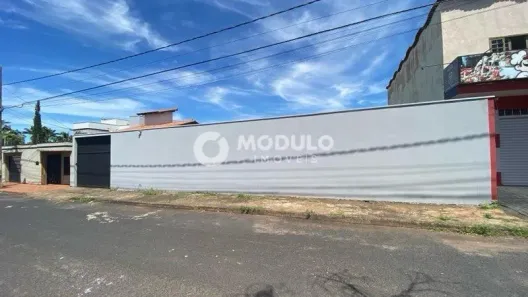 Lote/Terreno à venda, 250m² no Santa Rosa, Uberlândia
