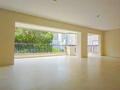 Apartamento com 3 Quartos à venda, 230m² no Vila Uberabinha, São Paulo