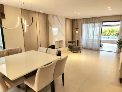 Casa de Condomínio com 5 Quartos à venda, 300m² no Alphaville, Santana de Parnaíba