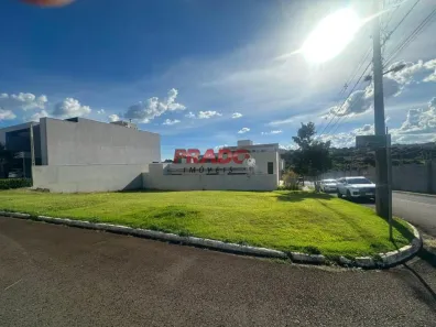 Lote/Terreno à venda, 400m² no Chácaras Aeroporto, Maringá