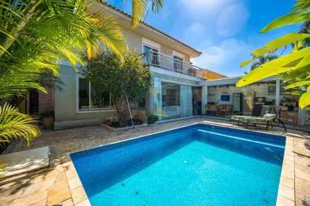 Casa de Condomínio com 3 Quartos à venda, 270m² no Bosque do Vianna, Cotia