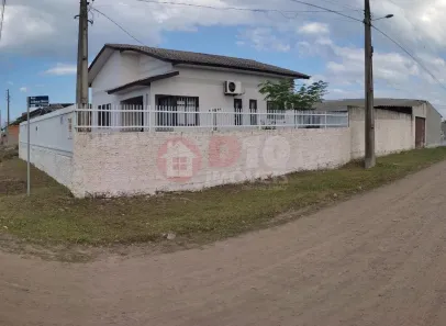 Casa com 2 Quartos à venda, 133m² no , Balneário Arroio do Silva