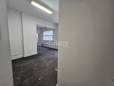Kitnet à venda, 34m² no Centro, Rio de Janeiro