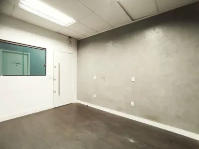 Sala Comercial para alugar, 13m² no Jardim São Cristóvão, São Paulo