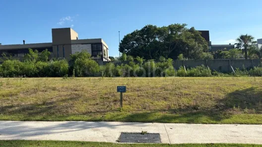 Lote/Terreno à venda, 372m² no Campeche, Florianópolis