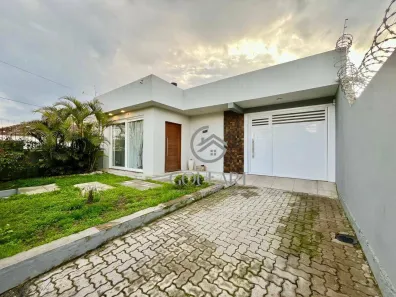 Casa com 3 Quartos à venda, 220m² no Centro, Pelotas