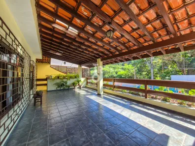Casa com 3 Quartos à venda, 232m² no Jardim Itália, Jundiaí