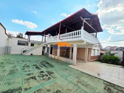 Casa com 4 Quartos para alugar, 225m² no Aparecida Sétima Seção, Belo Horizonte