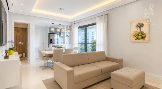 Apartamento com 3 Quartos para alugar, 96m² no Água Verde, Curitiba