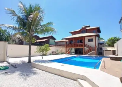 Casa com 3 Quartos para alugar, 264m² no Campeche, Florianópolis