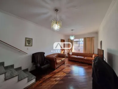 Sobrado com 4 Quartos à venda, 217m² no Vila Nair, São Paulo