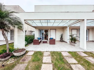 Sobrado com 3 Quartos à venda, 102m² no XANGRI-LÁ, Xangri-lá