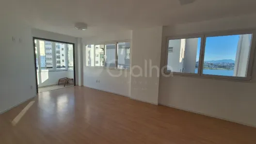 Apartamento com 3 Quartos à venda, 86m² no Centro, Florianópolis