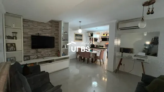 Casa de Condomínio com 3 Quartos à venda, 126m² no Jardins Miami, Aparecida de Goiânia