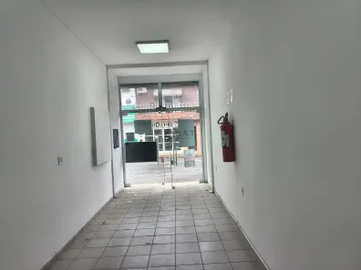 Ponto Comercial para alugar, 160m² no Vila Santa Isabel, Salto de Pirapora