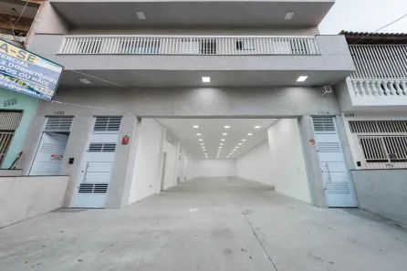 Ponto Comercial para alugar, 250m² no Vila Talarico, São Paulo