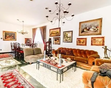 Casa com 3 Quartos à venda, 380m² no Jardim das Bandeiras, São Paulo