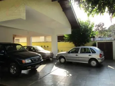 Sobrado com 5 Quartos para alugar, 500m² no Interlagos, São Paulo