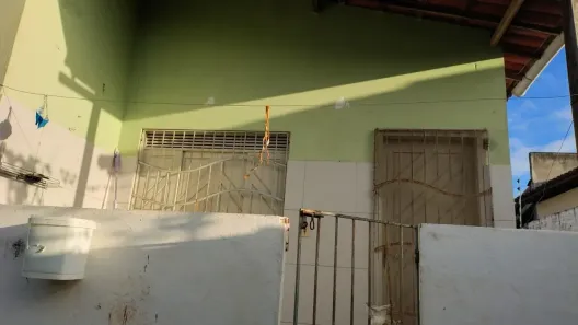 Casa com 2 Quartos à venda, 68m² no Cajupiranga, Parnamirim