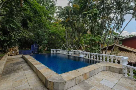Casa de Condomínio com 3 Quartos à venda, 1200m² no Vila Del Rey, Nova Lima
