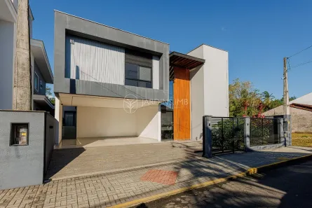 Casa de Condomínio com 3 Quartos à venda, 252m² no Vila Nova, Joinville