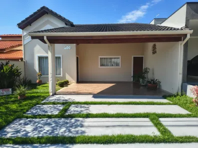 Casa de Condomínio com 2 Quartos à venda, 190m² no , Cachoeira Paulista