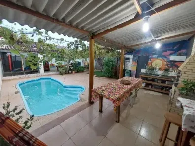 Casa com 3 Quartos à venda, 190m² no Laranjeiras, Uberlândia