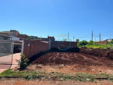 Lote/Terreno à venda, 250m² no Conjunto Habitacional Maria Cecília Serrano de Oliveira, Londrina