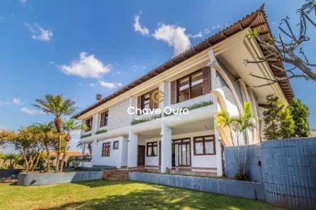 Sobrado com 4 Quartos à venda, 1110m² no Neva, Cascavel