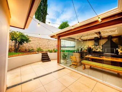 Casa de Condomínio com 4 Quartos à venda, 160m² no Chácaras Saudáveis e Encantadoras, Jundiaí