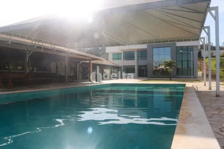 Fazenda/Sítio com 13 Quartos à venda, 8800m² no , Indianópolis