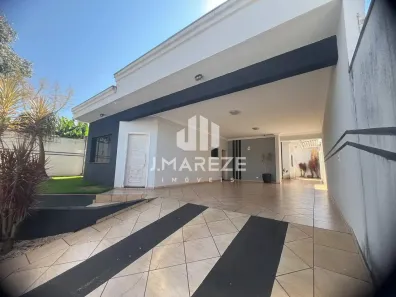 Casa com 3 Quartos à venda, 195m² no Jardim Flamingos, Apucarana