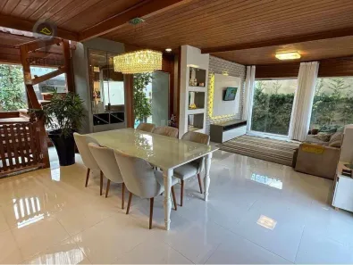 Casa com 3 Quartos à venda, 259m² no Enseada de Jacaraípe, Serra