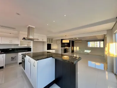 Apartamento com 3 Quartos à venda, 193m² no Bigorrilho, Curitiba