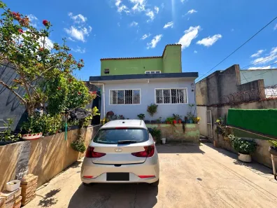Casa com 3 Quartos à venda, 120m² no Conjunto Habitacional Vale do Jatobá (Barreiro), Belo Horizonte