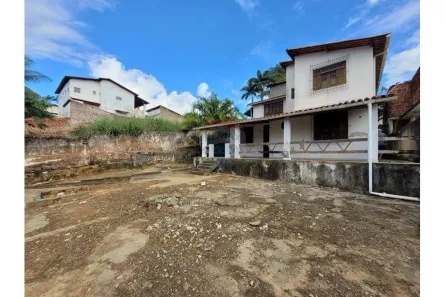 Casa com 3 Quartos à venda, 570m² no Pituaçu, Salvador