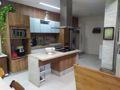 Casa com 4 Quartos à venda, 400m² no Barcelona, Serra