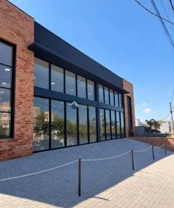 Prédio Comercial para alugar, 730m² no Chácaras Alpina, Valinhos
