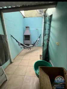Casa de Condomínio com 1 Quarto à venda, 50m² no Balneário Copacabana, Caraguatatuba