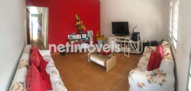 Casa com 3 Quartos à venda, 237m² no Goiânia, Belo Horizonte