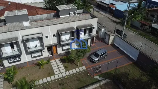 Sobrado com 2 Quartos à venda, 77m² no Jardim do Sol, Caraguatatuba