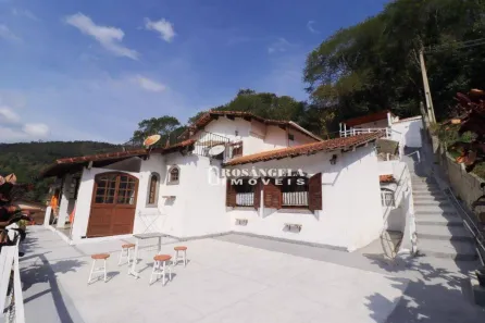 Casa com 4 Quartos à venda, 223m² no Albuquerque, Teresópolis