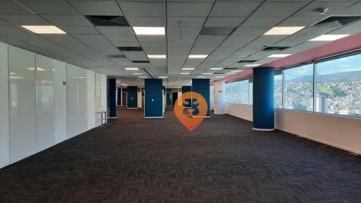 Sala Comercial para alugar, 601m² no Santa Efigênia, Belo Horizonte