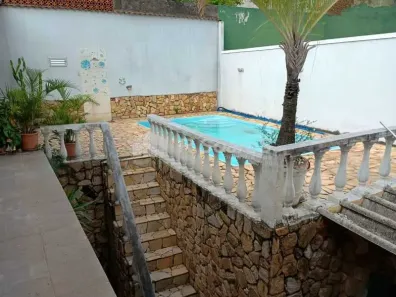 Casa com 5 Quartos à venda, 300m² no Vila Valqueire, Rio de Janeiro