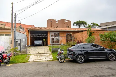 Casa com 3 Quartos à venda, 206m² no Bigorrilho, Curitiba
