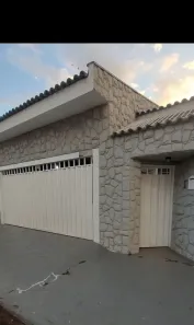 Casa com 3 Quartos à venda, 200m² no Jardim Barão, Franca