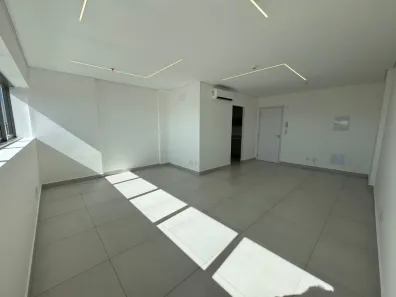 Ponto Comercial para alugar, 38m² no Centro, Franca