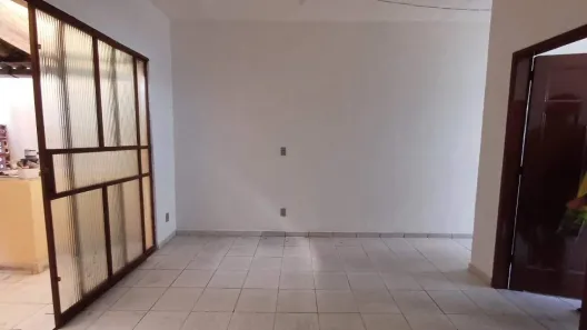 Casa com 4 Quartos para alugar, 80m² no Nova Vista, Belo Horizonte