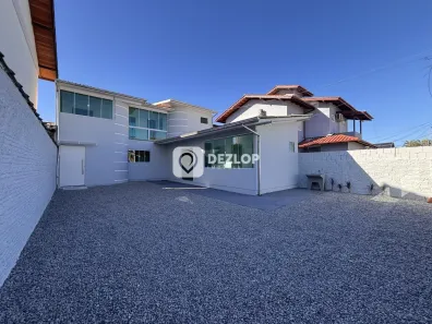 Casa com 4 Quartos à venda, 130m² no Forquilhas, São José